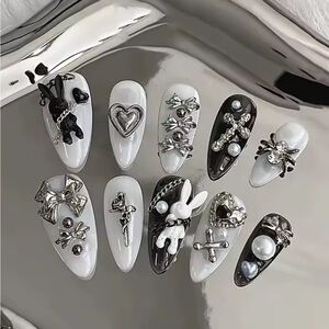 NEW Press on nails Goth Core
